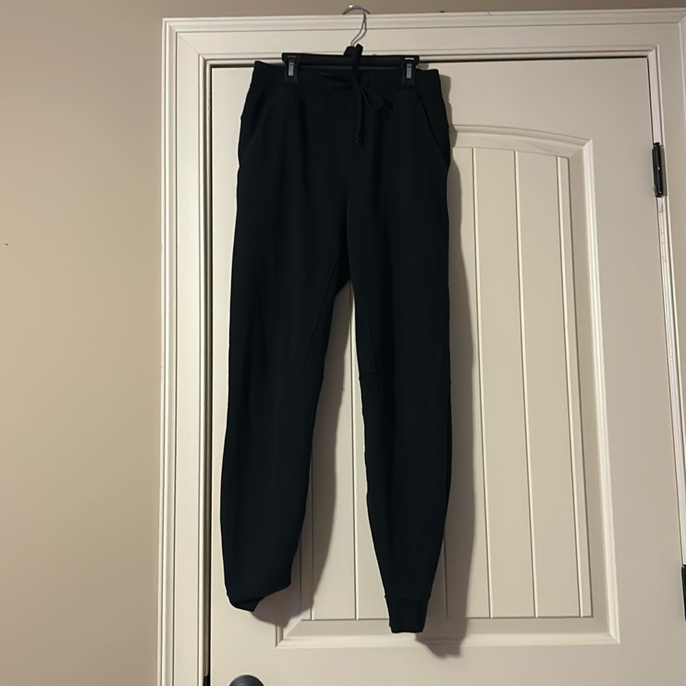 lululemon black sweatpants